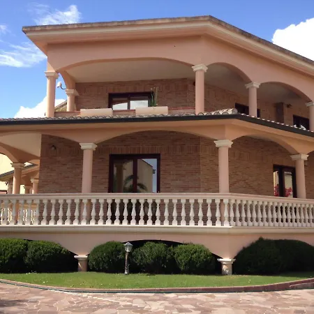 Studio Boutique Casa Vacanze Lejlighed Assemini